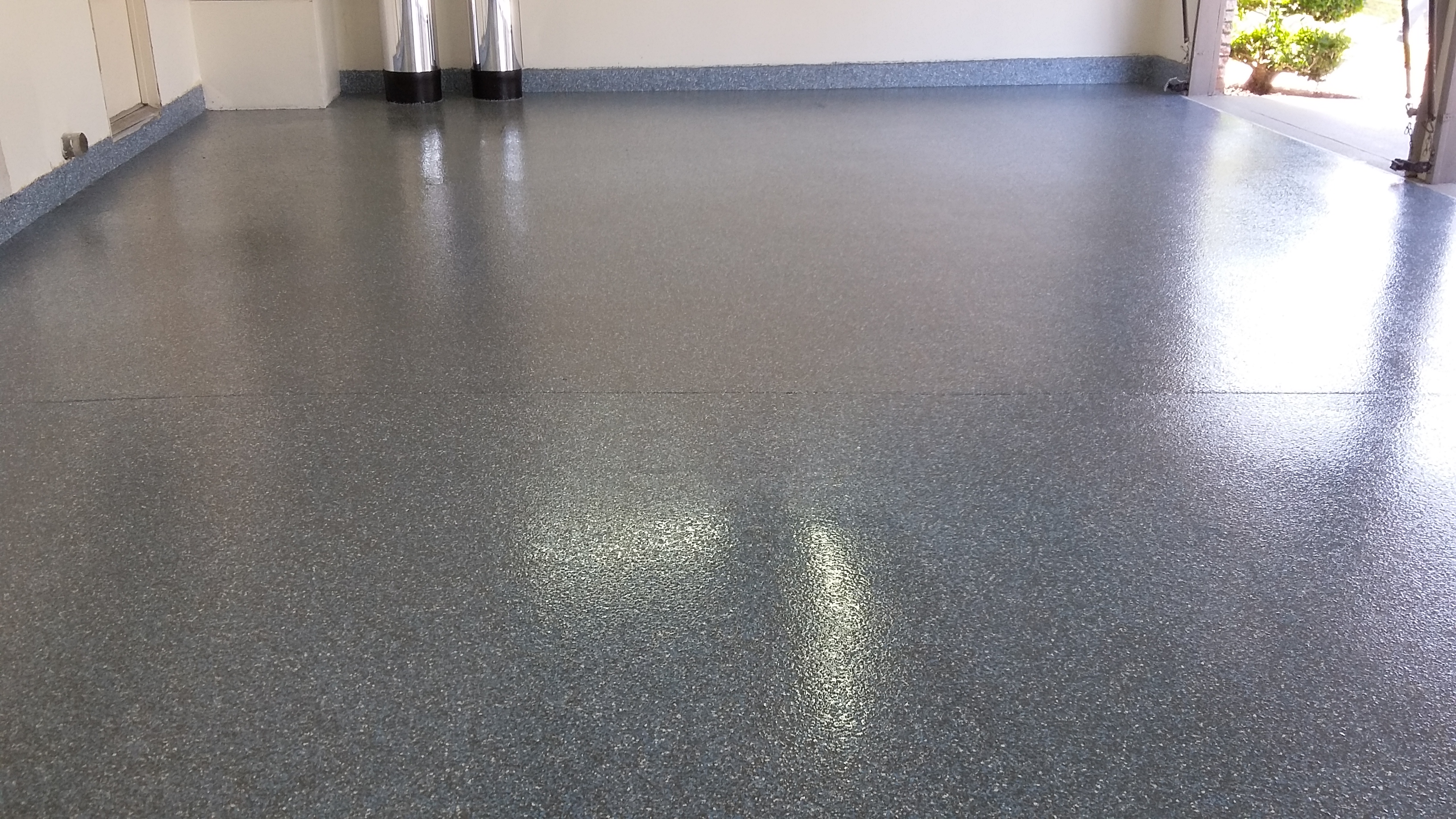 Blue Fusion Flake garage floor system ca-resurfacing.com